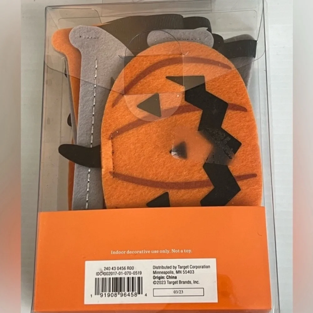 Target Halloween black orange felt banner 6 feet length NWT 3 for $20